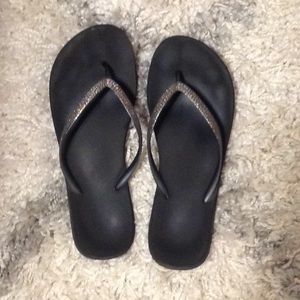 Black flip flops